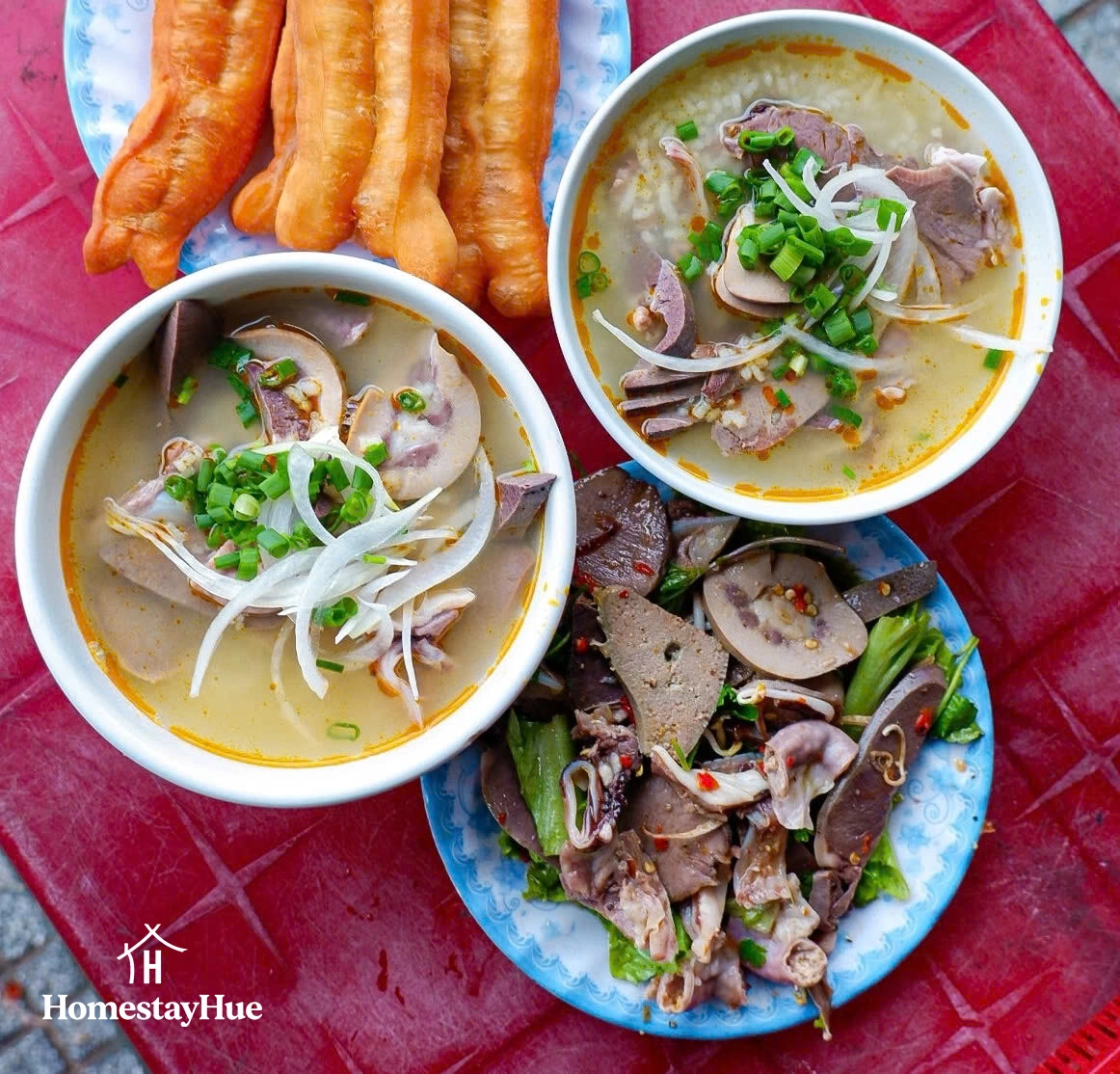 Cháo lòng Huế – Món quen mà ngon “đỉnh của chóp”