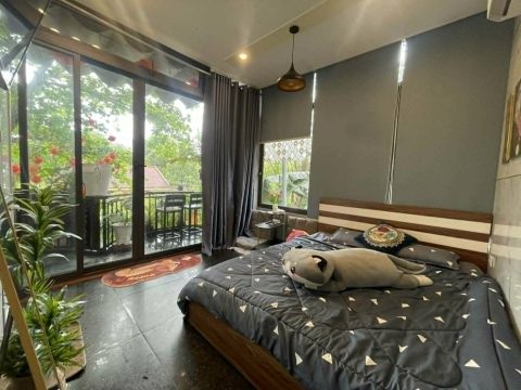 Linh Na house