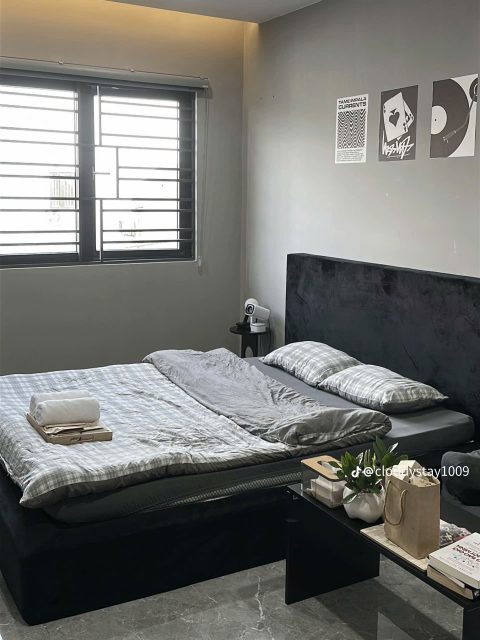 Cloudy Stay  cs1