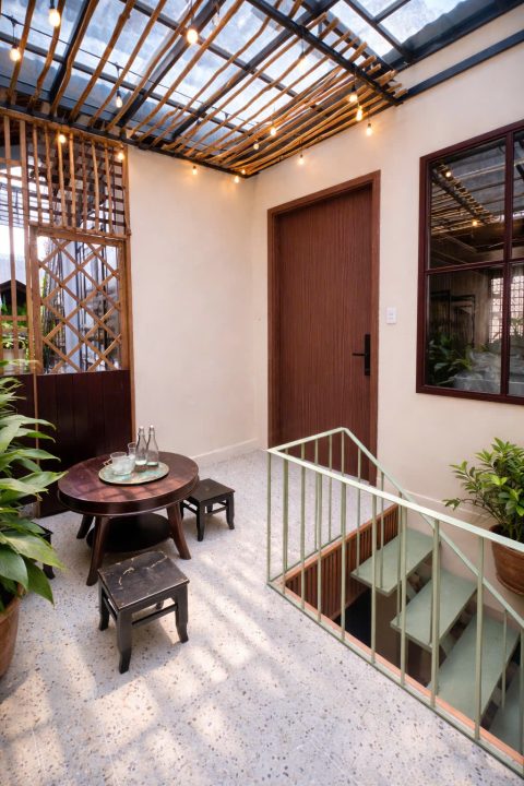 TREE HOMESTAY